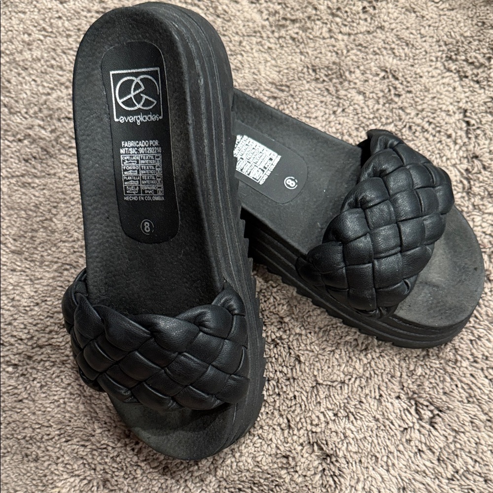 Everglades Women's Black Braided Sandals